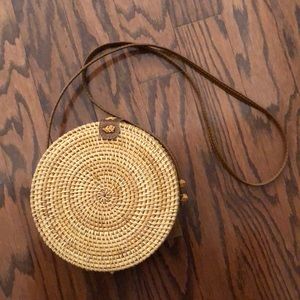 Straw crossbody purse